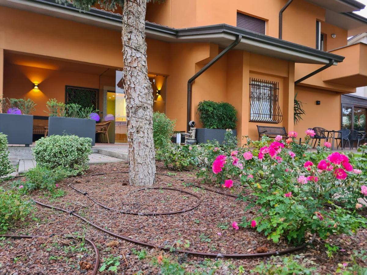 Hotel Cladan Assis Exterior foto