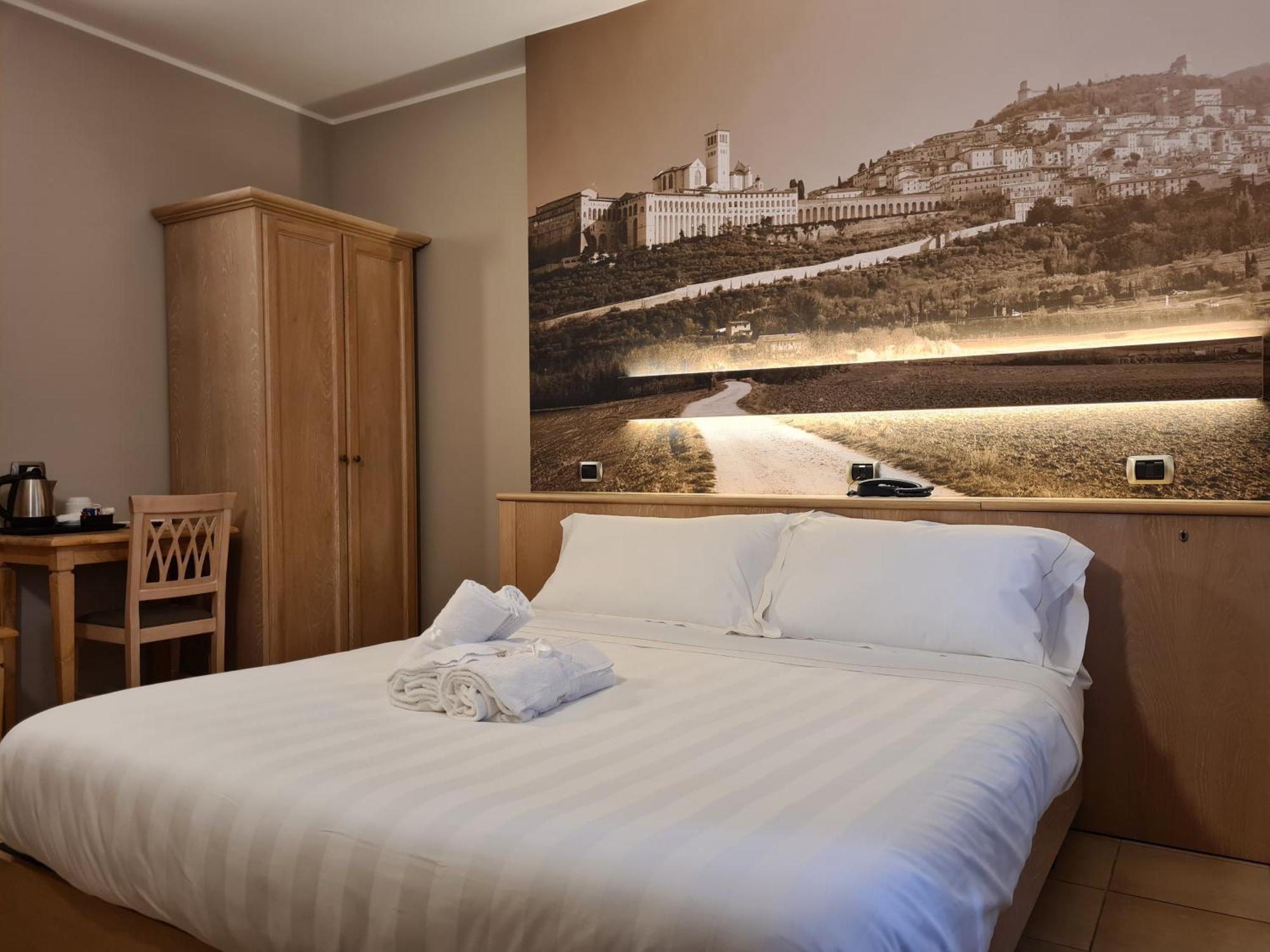 Hotel Cladan Assis Exterior foto
