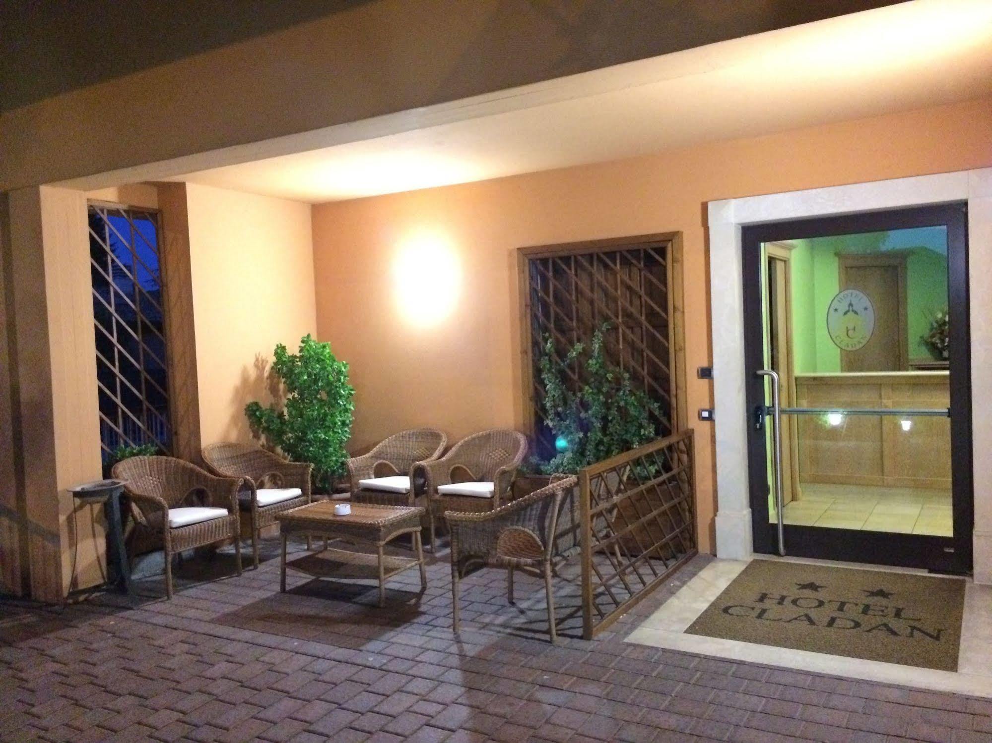 Hotel Cladan Assis Exterior foto